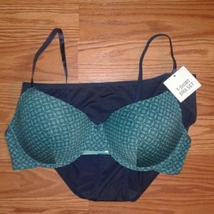 T-Shirt Bra & Panty Set